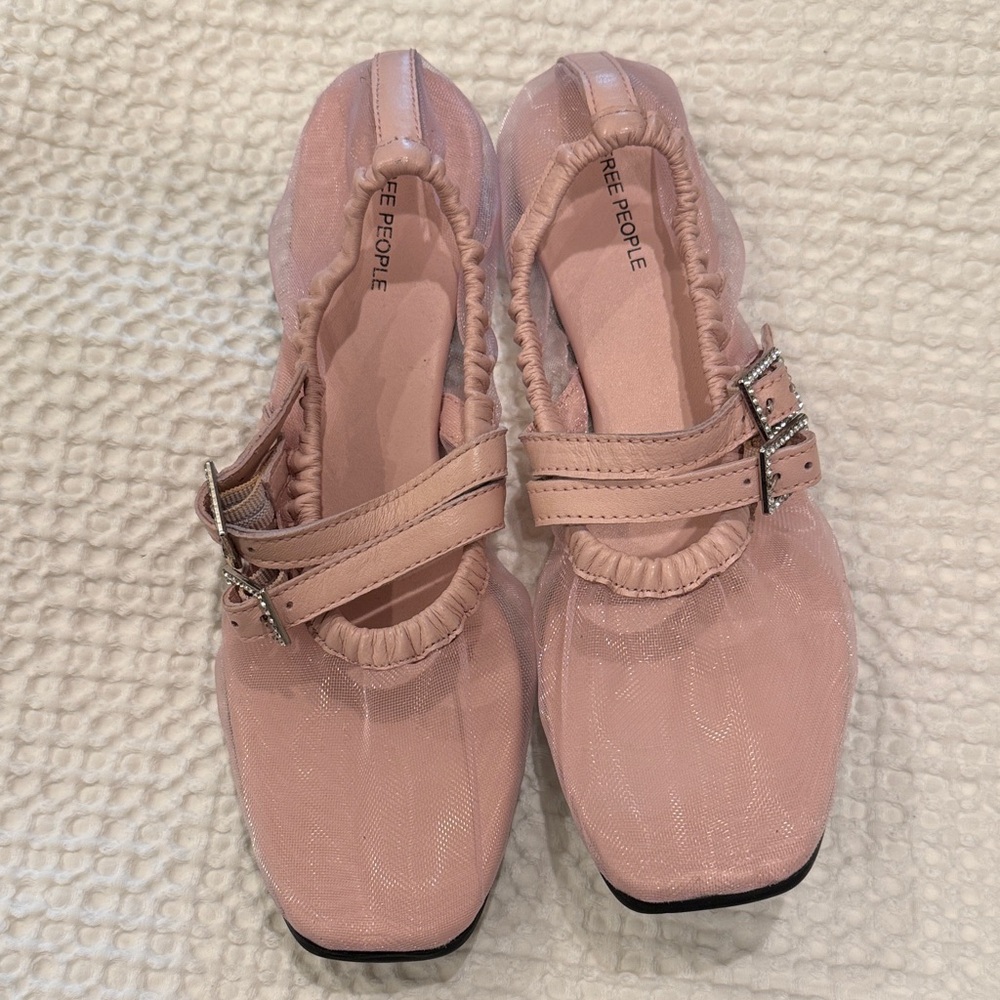 Free People Blush Pink Satin Gemini Buckle Mary Jane Flats size 8.5